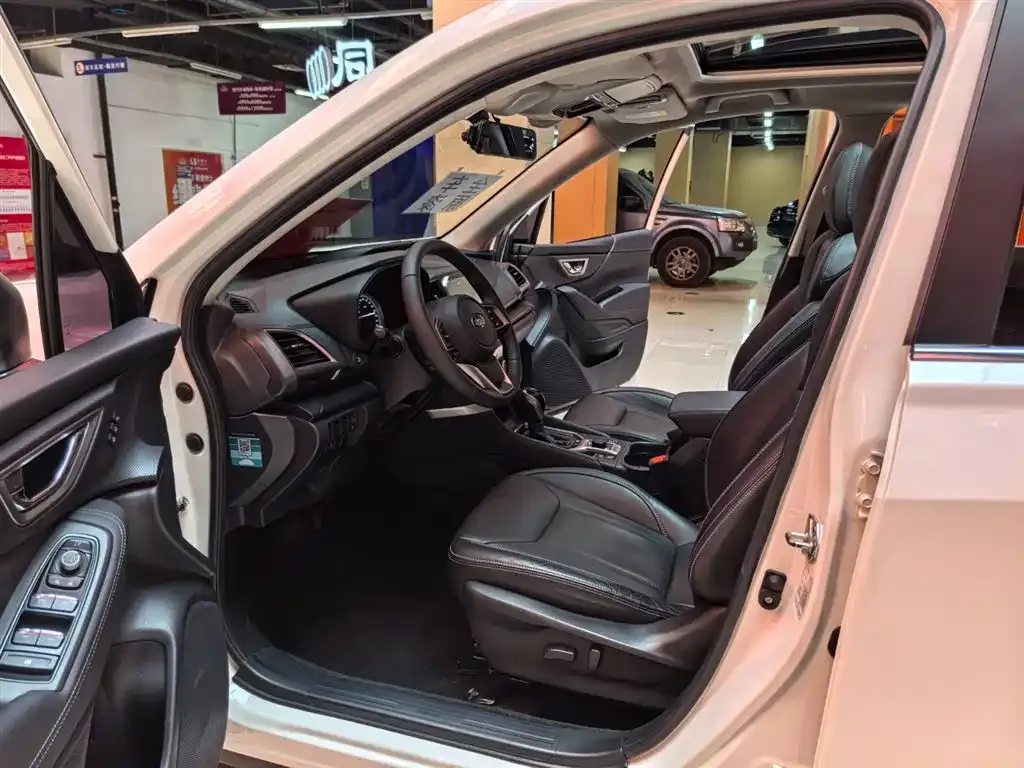 Subaru Forester 2021 из CN, фото 4