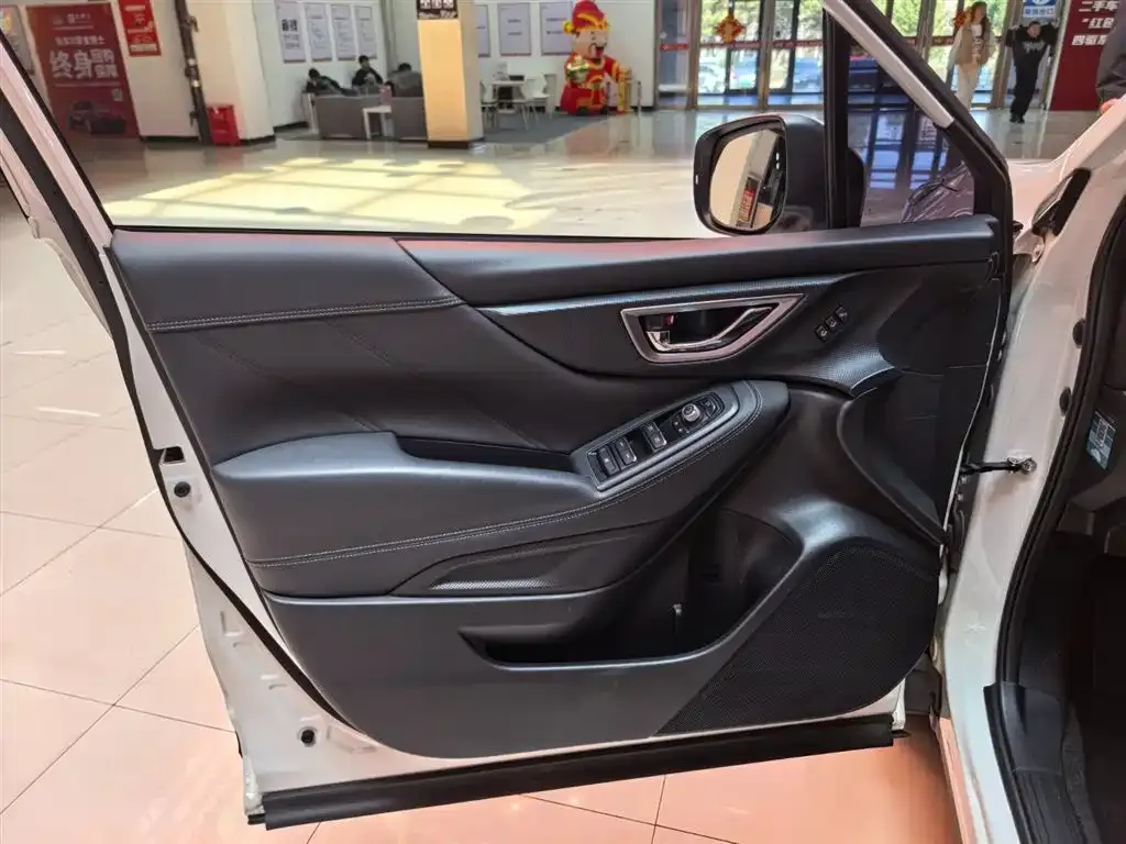 Subaru Forester 2021 из CN, фото 3