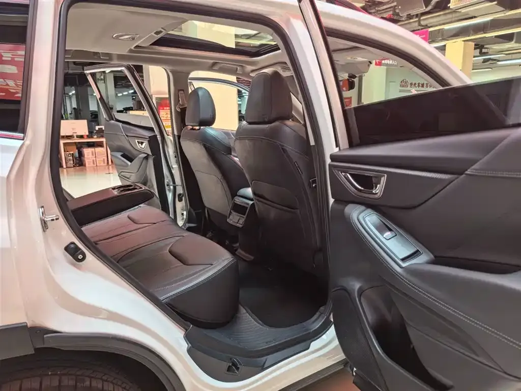 Subaru Forester 2021 из CN, фото 9