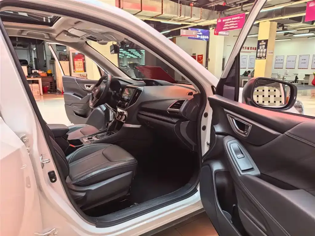 Subaru Forester 2021 из CN, фото 10
