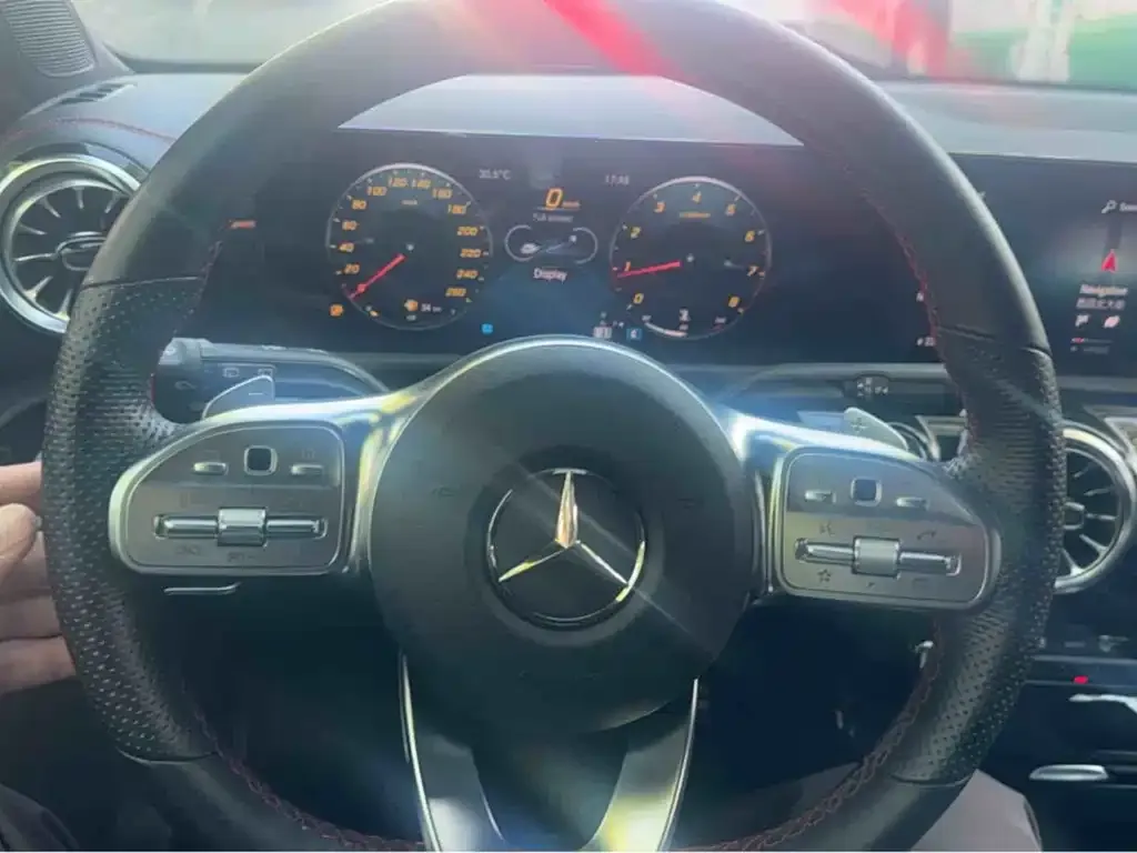 Mercedes-Benz CLA (Import) — фото 6