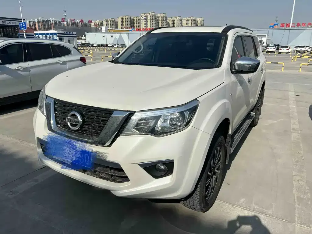 Nissan Terra