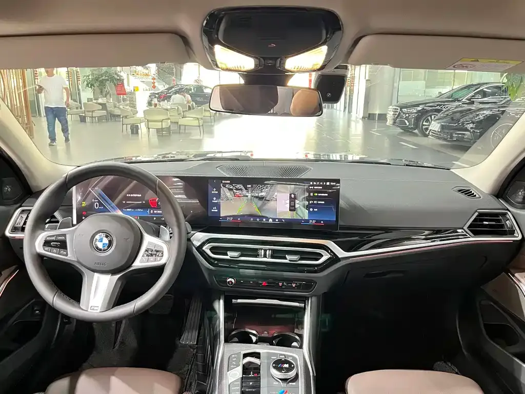BMW 3 Series 2024 из CN, фото 4