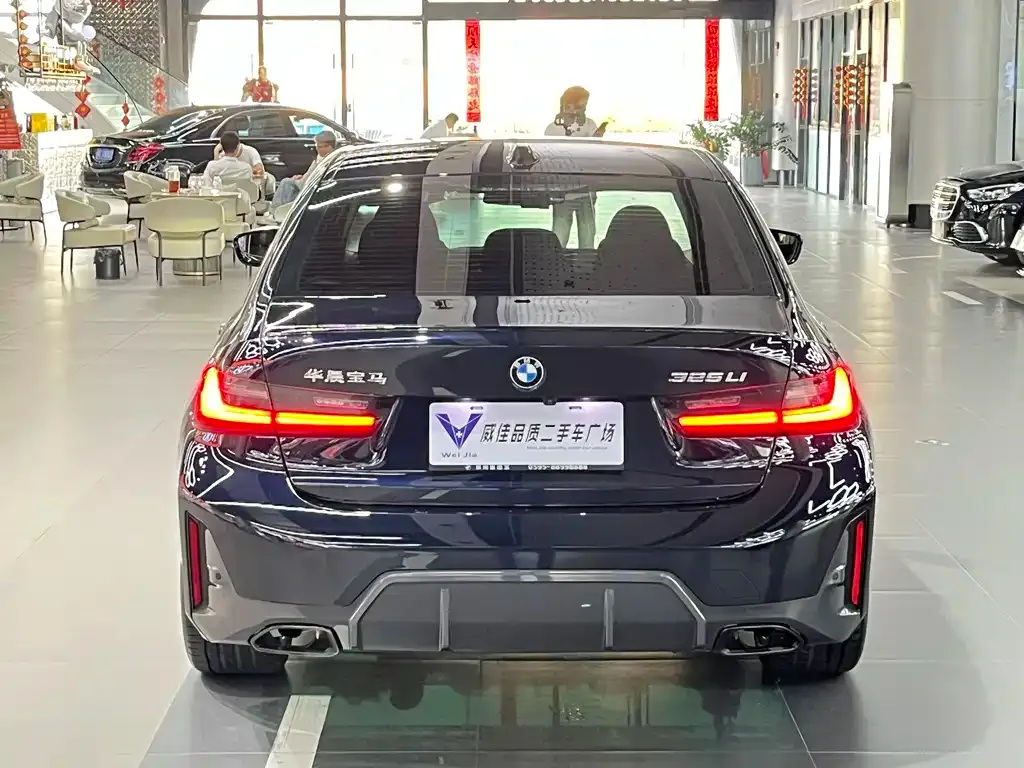 BMW 3 Series 2024 из CN, фото 3