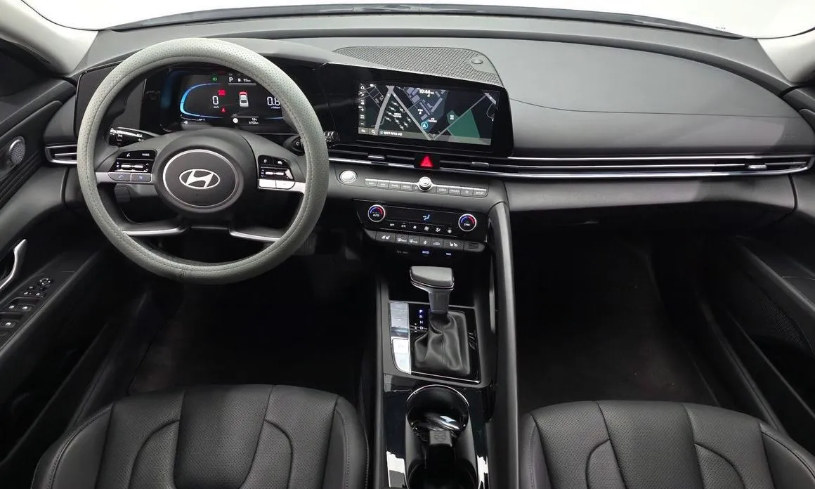 Hyundai AVANTE — фото 9