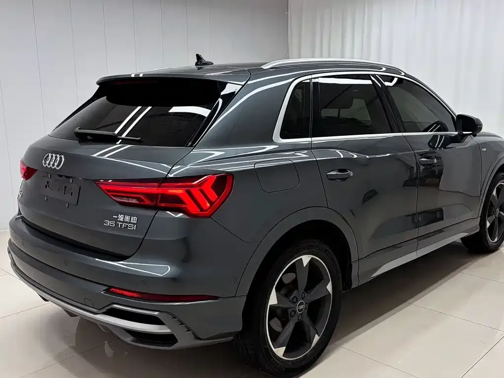 Audi Q3 — фото 3