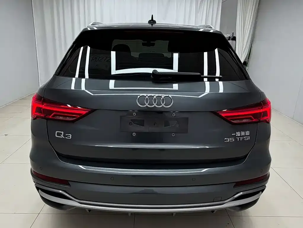 Audi Q3 — фото 4
