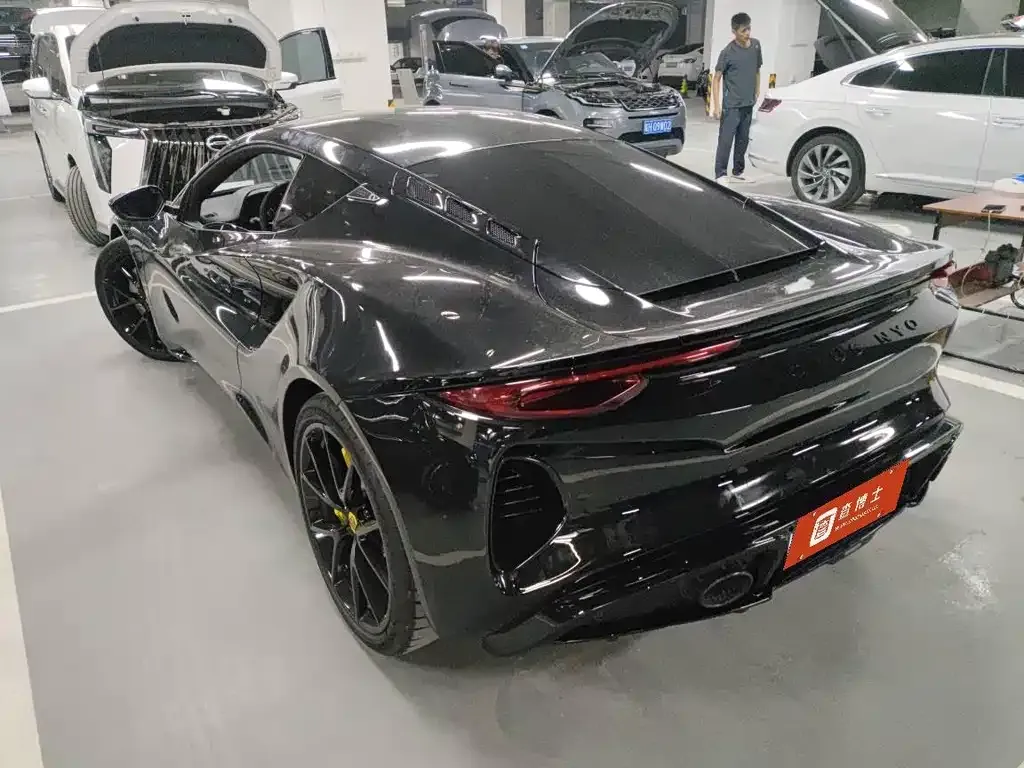 Lotus Emira 2023 из CN, фото 6