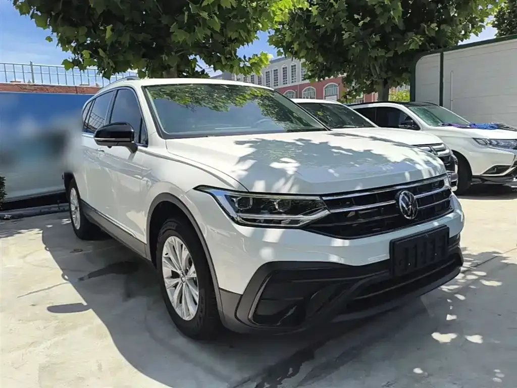Volkswagen Tiguan L 2024 из CN, фото 10