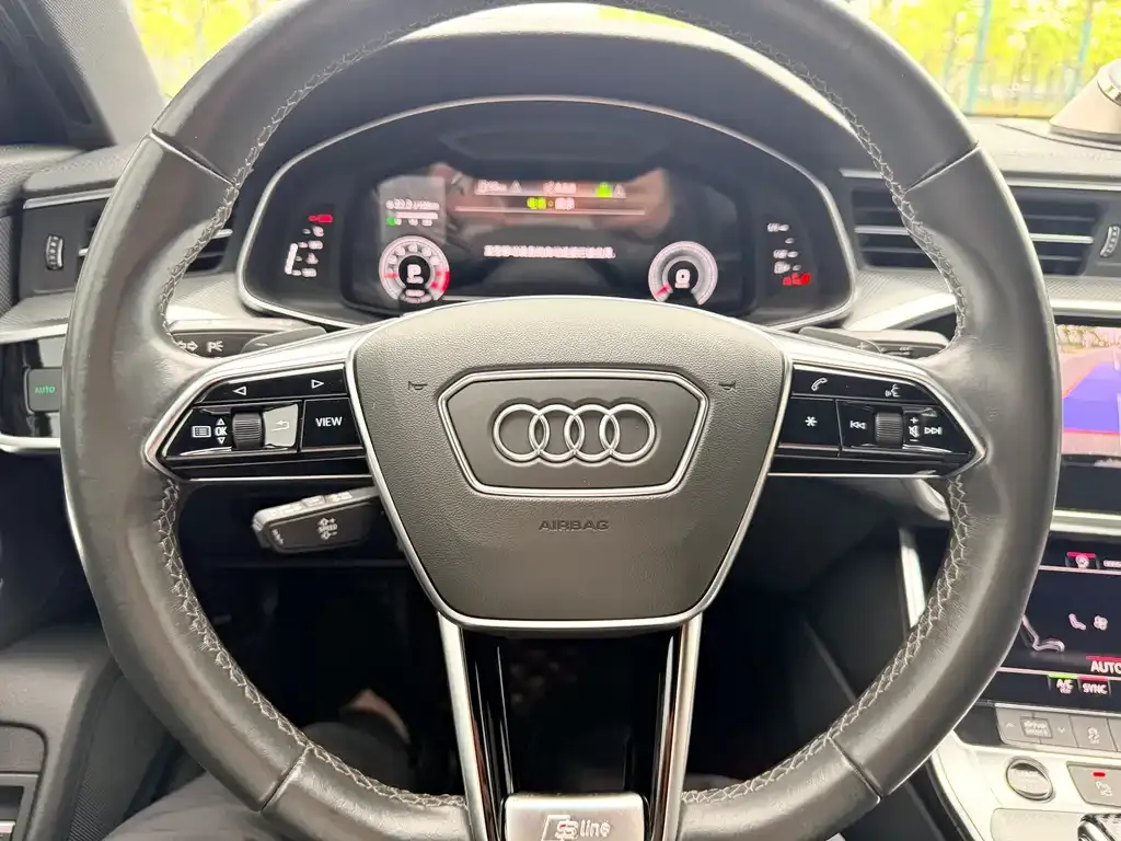 Audi A6L — фото 2