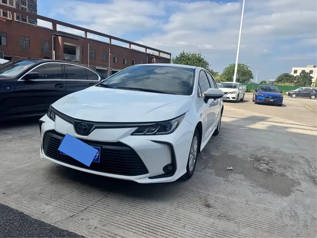 Toyota Corolla 2022 из CN, фото 7