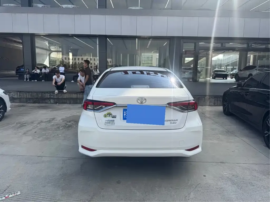 Toyota Corolla 2022 из CN, фото 8