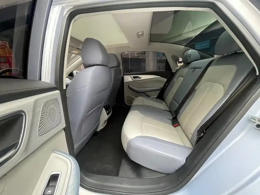 Roewe Feifan ER6 2022 из CN, фото 8