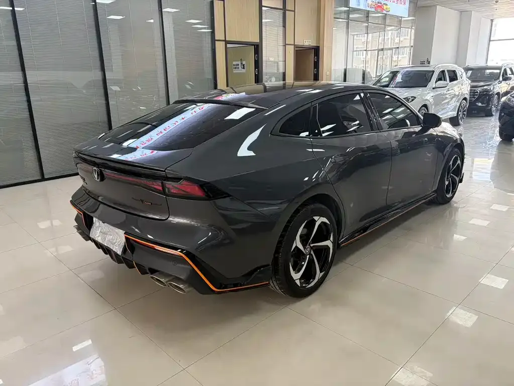Changan UNI-V 2024 из CN, фото 2