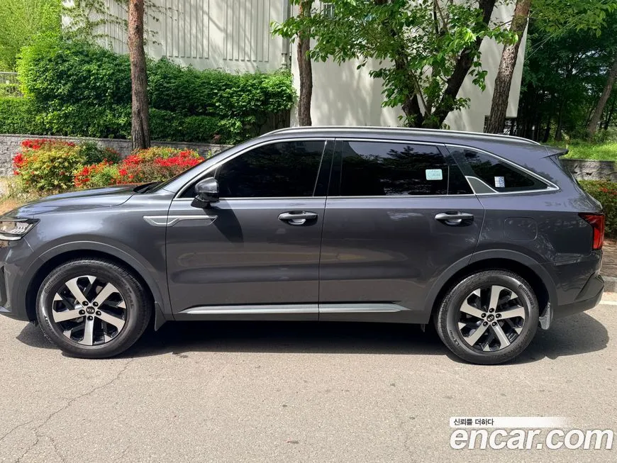Kia Sorento — фото 10