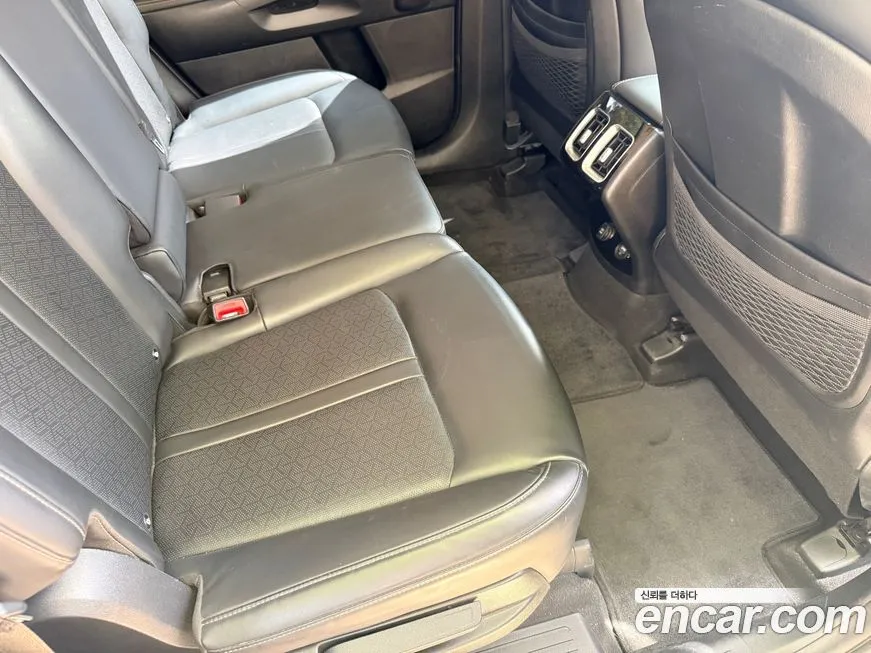 Kia Sorento — фото 6
