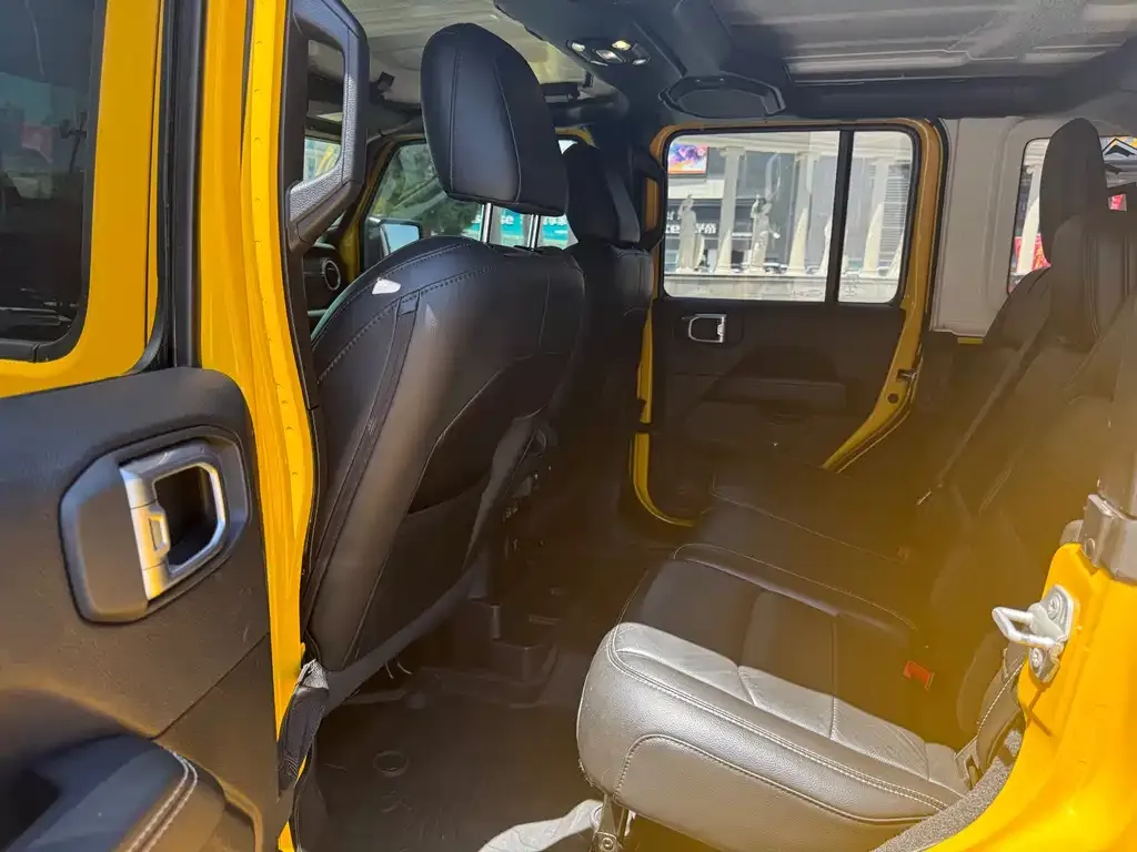 Jeep Wrangler 2021 из CN, фото 3