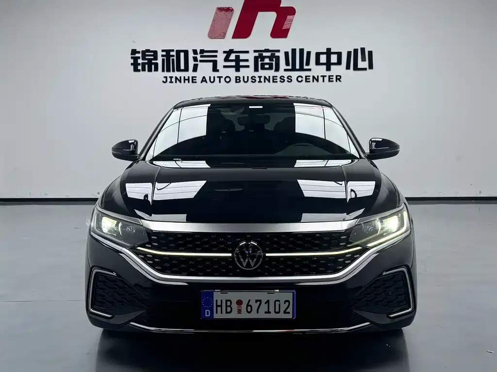 Volkswagen Passat — фото 3