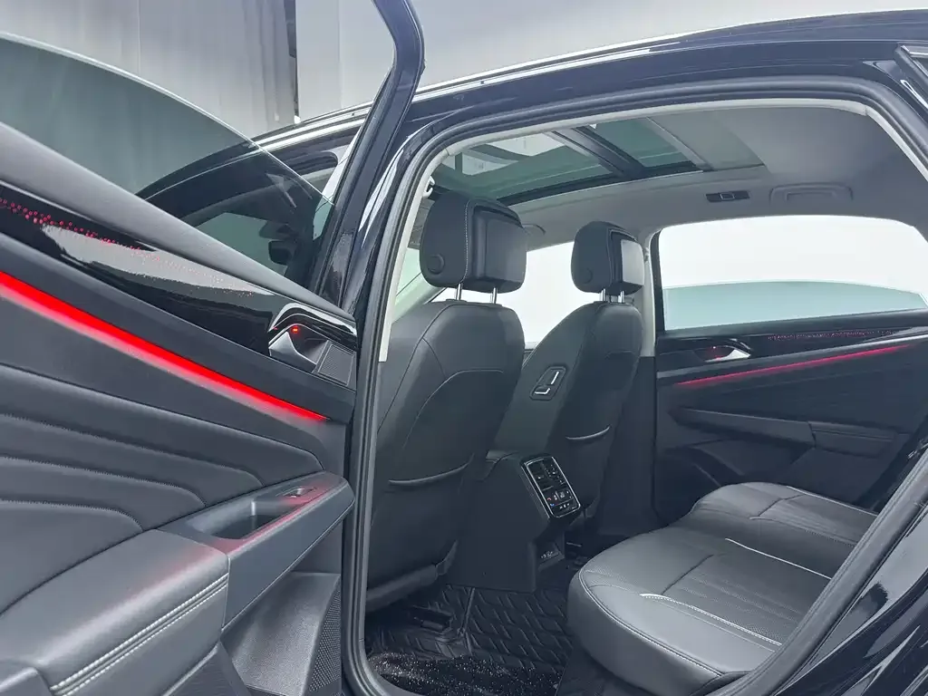 Volkswagen Passat — фото 4