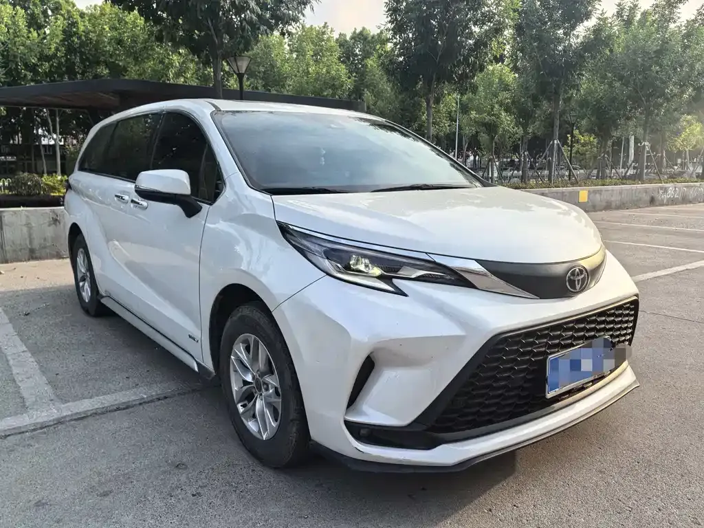 Toyota Granvia 2025 из CN, фото 10