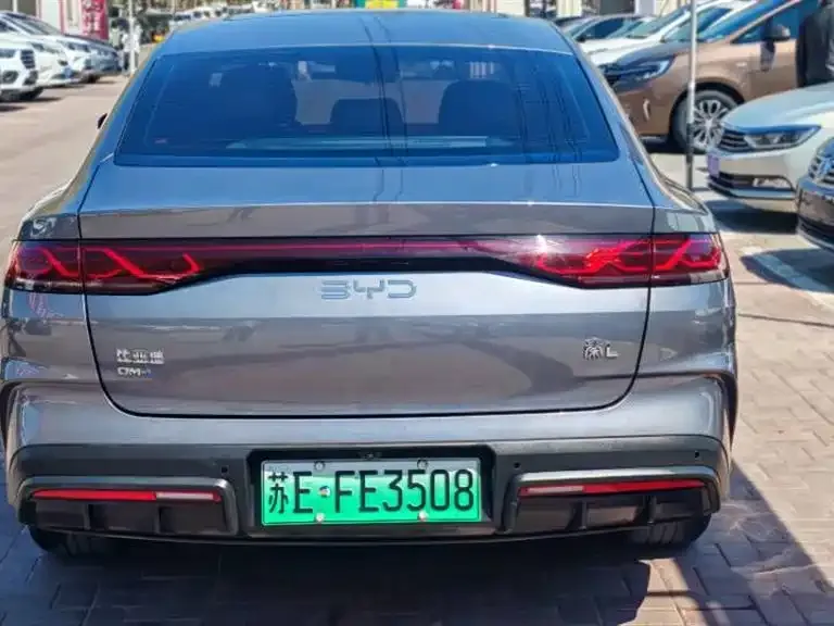 BYD Qin L — фото 6