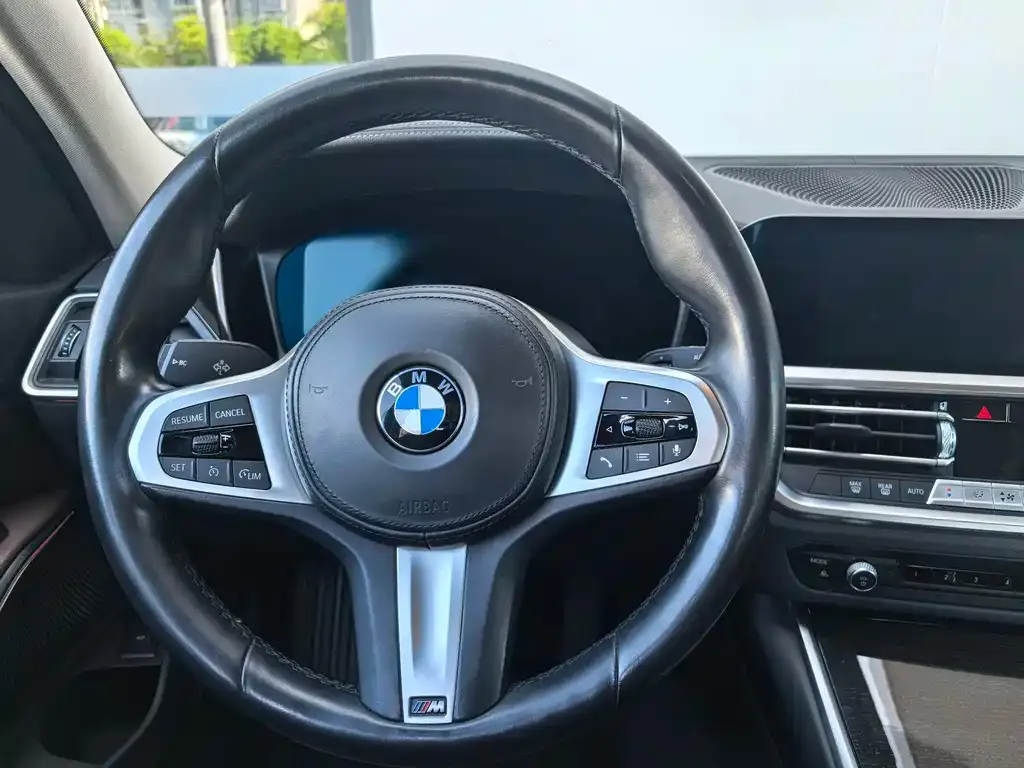BMW 3 Series 2022 из CN, фото 3