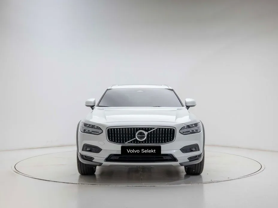 Volvo V90 2023 из KR, фото 9