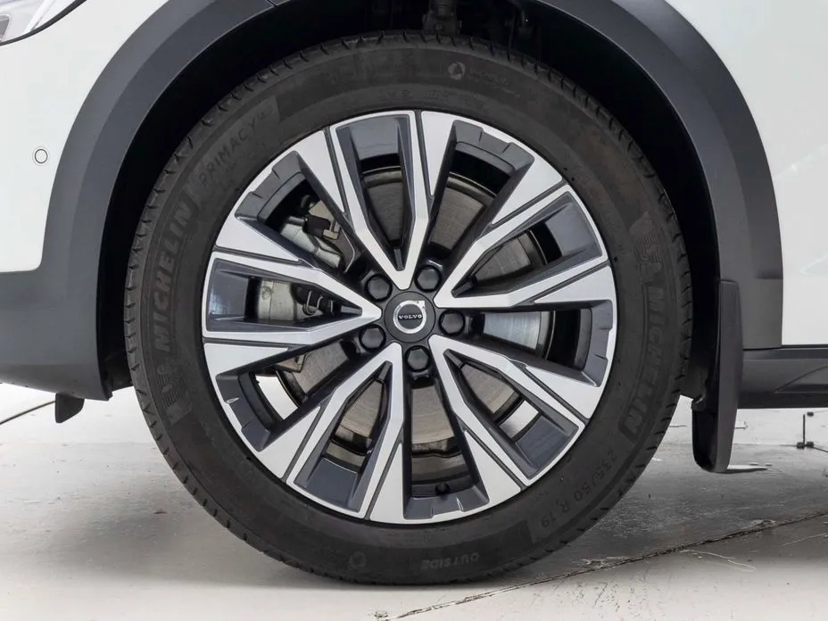 Volvo V90 2023 из KR, фото 4