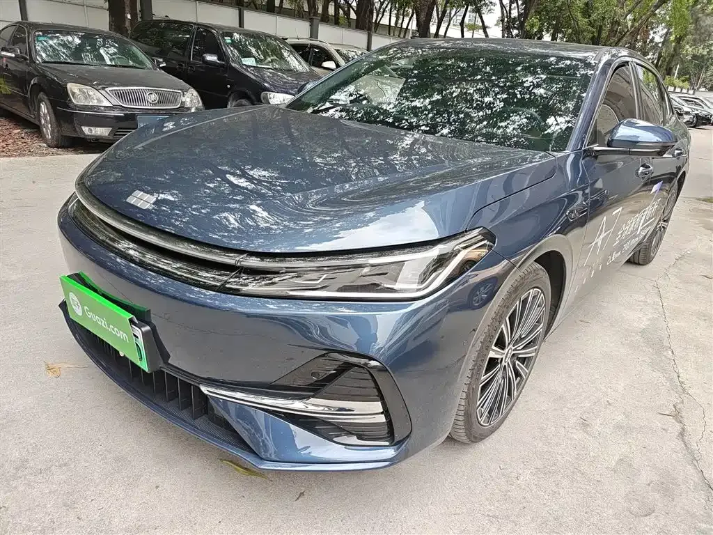 Geely Galaxy A7 — фото 1