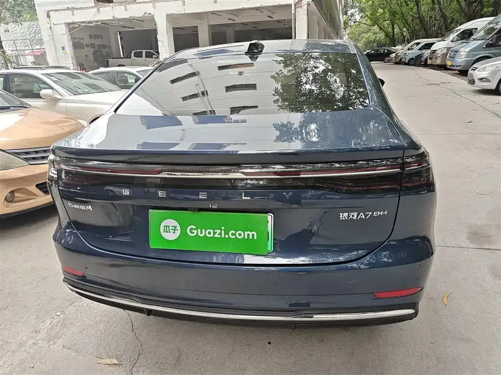 Geely Galaxy A7 — фото 7