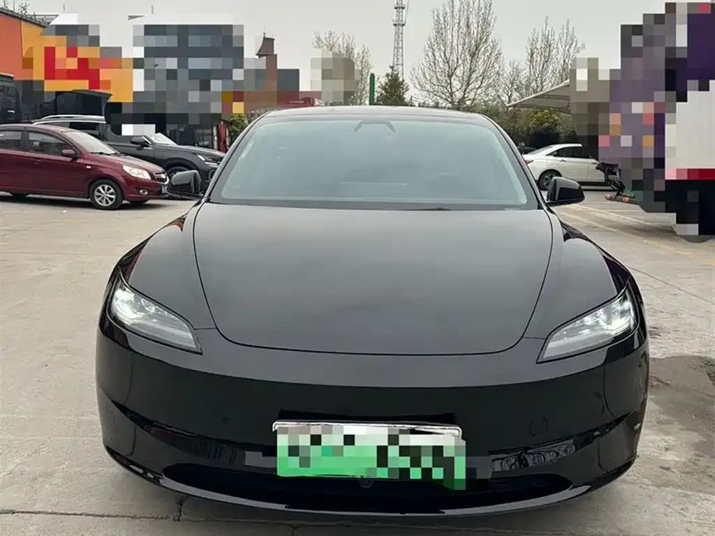 Tesla Model 3 — фото 7