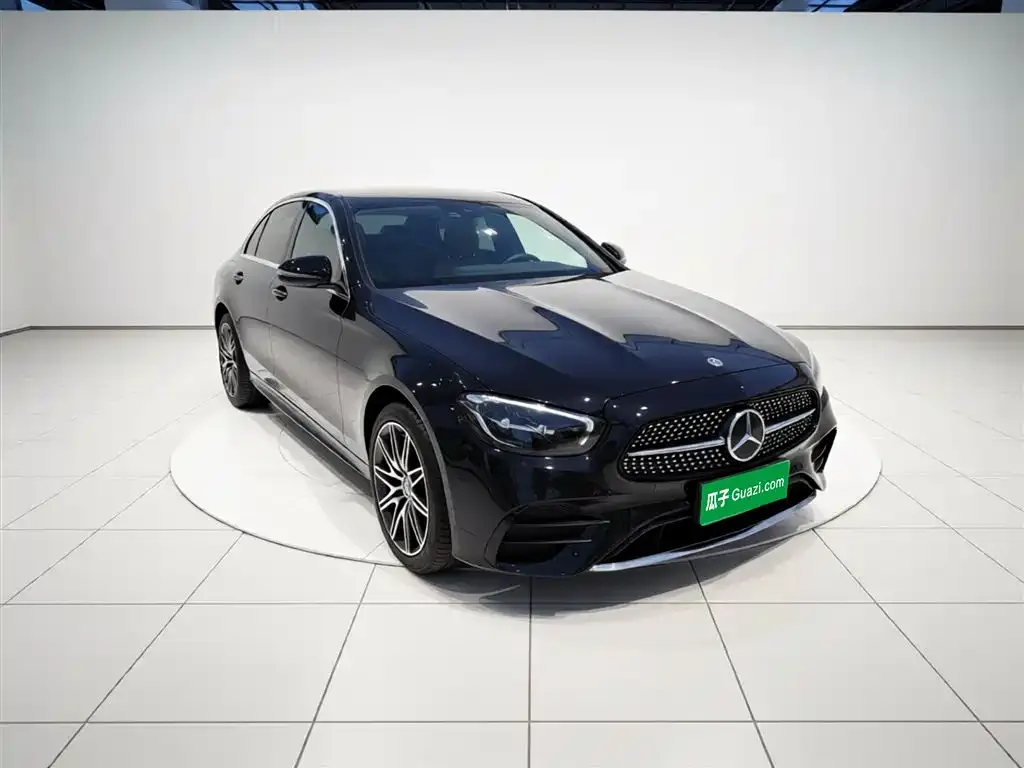 Mercedes-Benz E-Class — фото 5