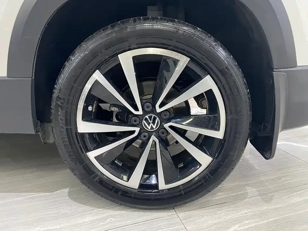 Volkswagen Tharu — фото 7