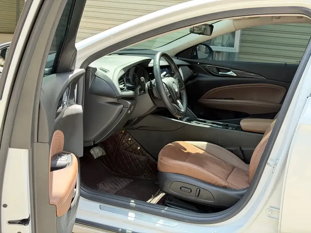 Buick Regal — фото 7