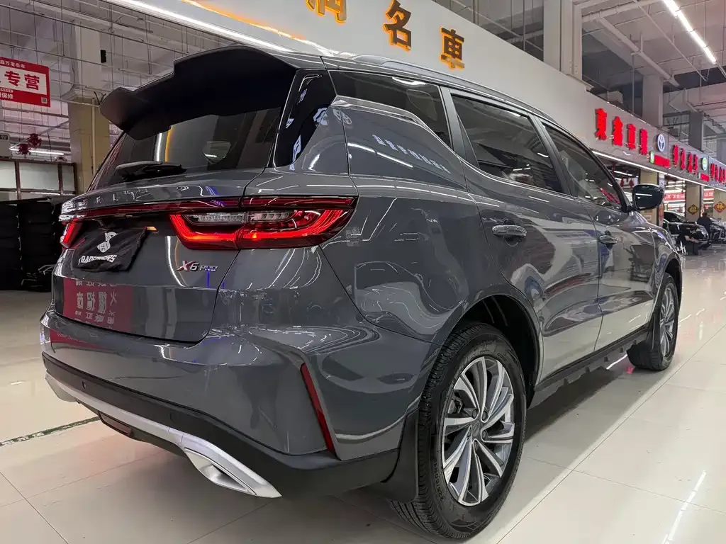 Geely Vision X6 — фото 6