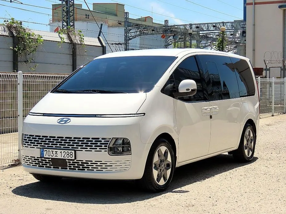 Hyundai Staria — фото 8