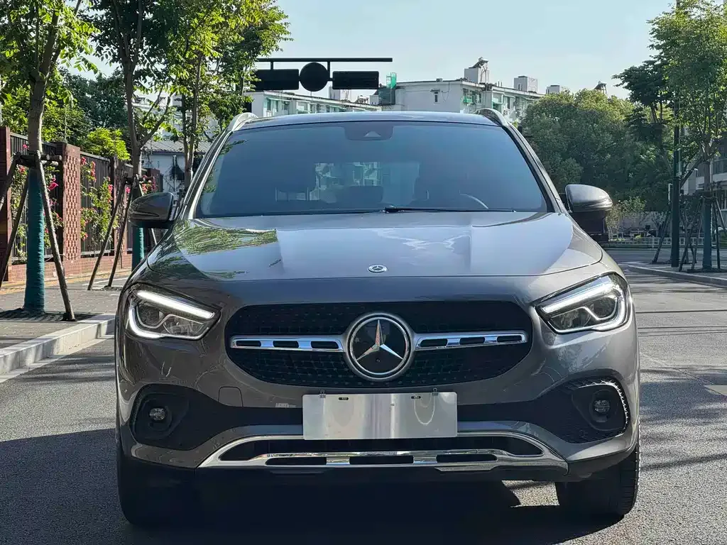 Mercedes-Benz GLA — фото 10