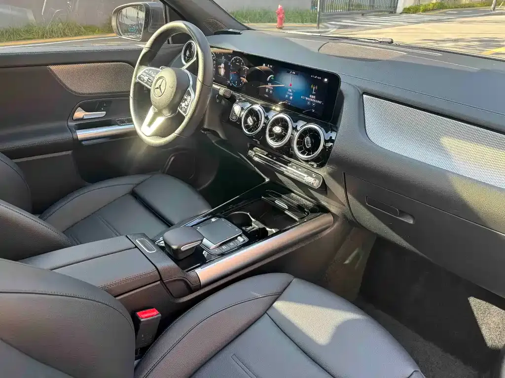 Mercedes-Benz GLA — фото 4