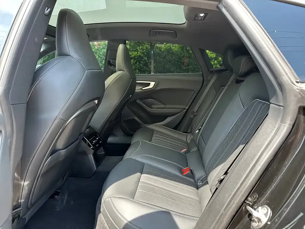 Audi A5L Sportback 2025 из CN, фото 6