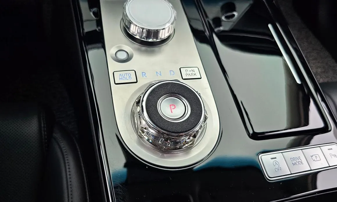 Genesis G80 — фото 10