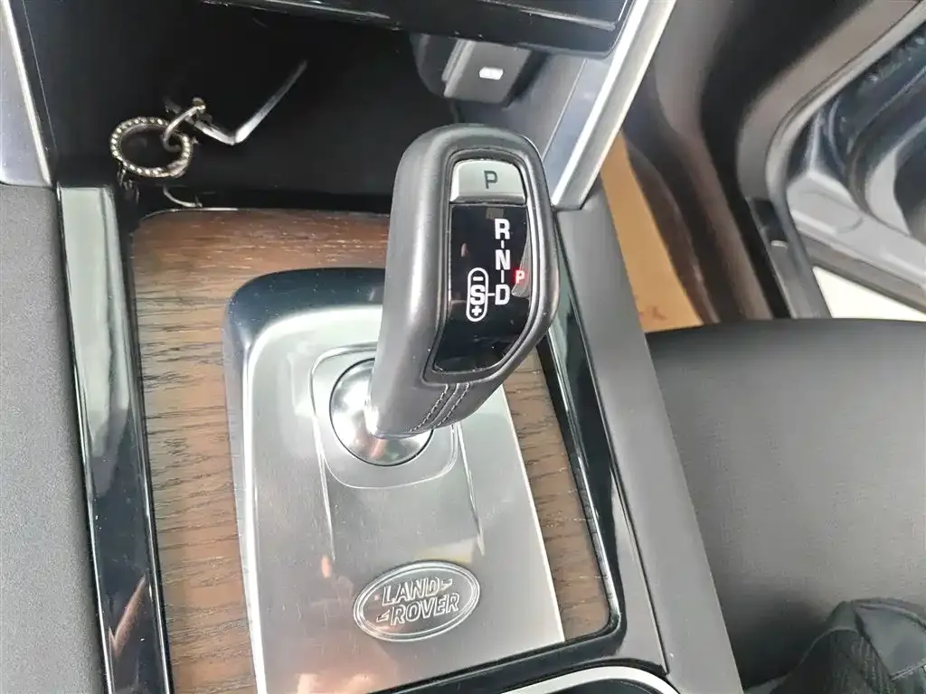 Land Rover Discovery Sport Hybrid 2021 из CN, фото 5