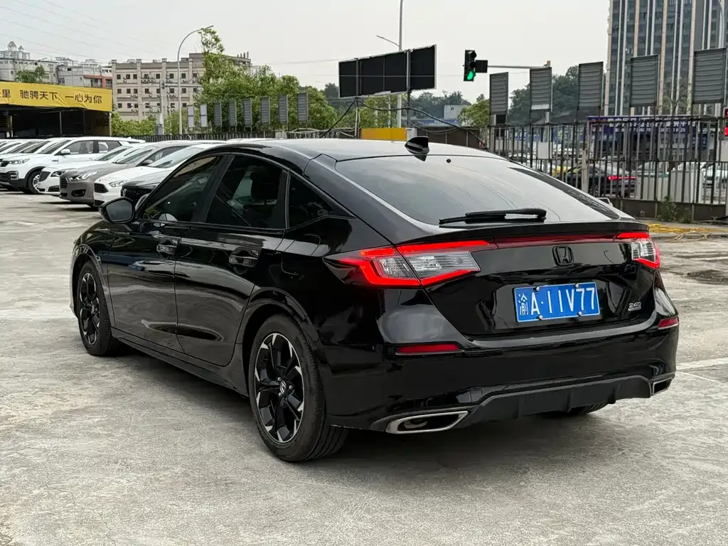 Honda Civic — фото 3
