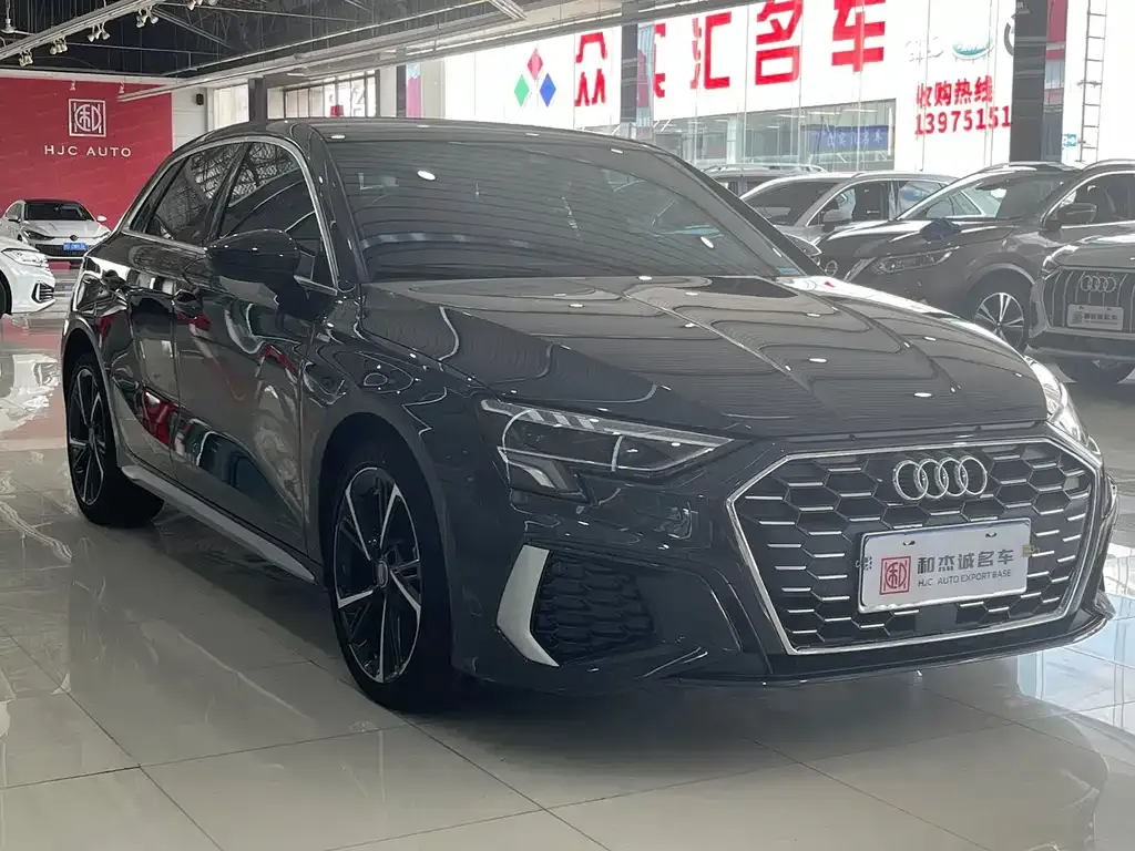 Audi A3 2023 из CN, фото 10