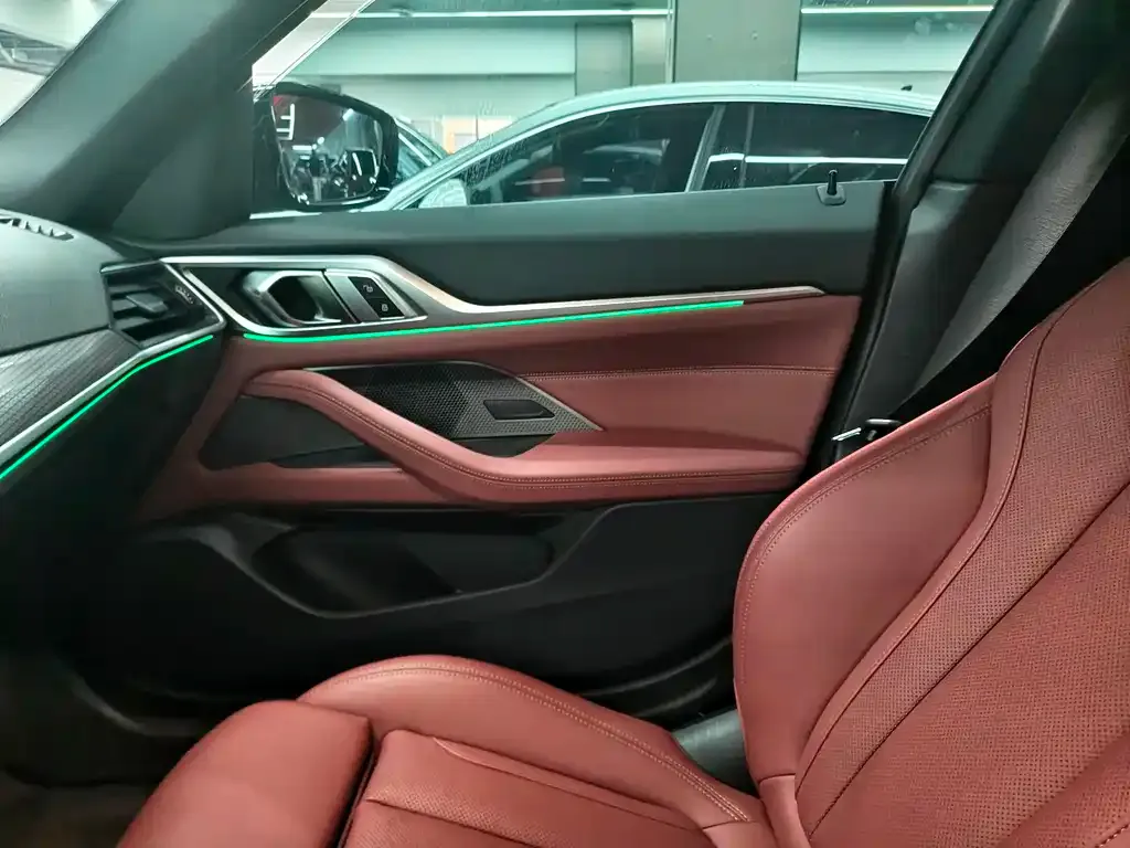 BMW 4 Series 2023 из CN, фото 8