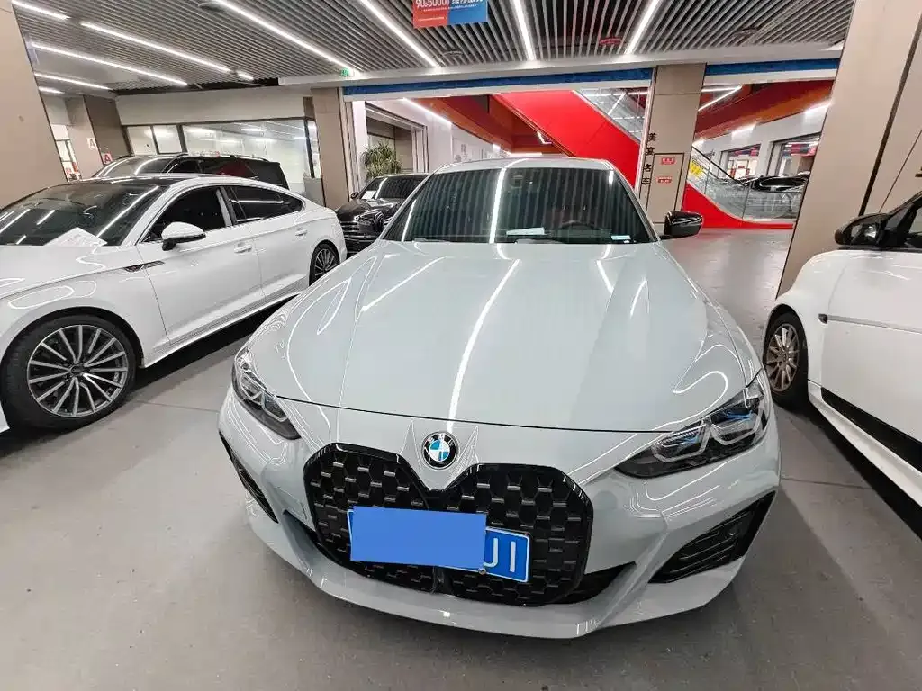 BMW 4 Series 2023 из CN, фото 10