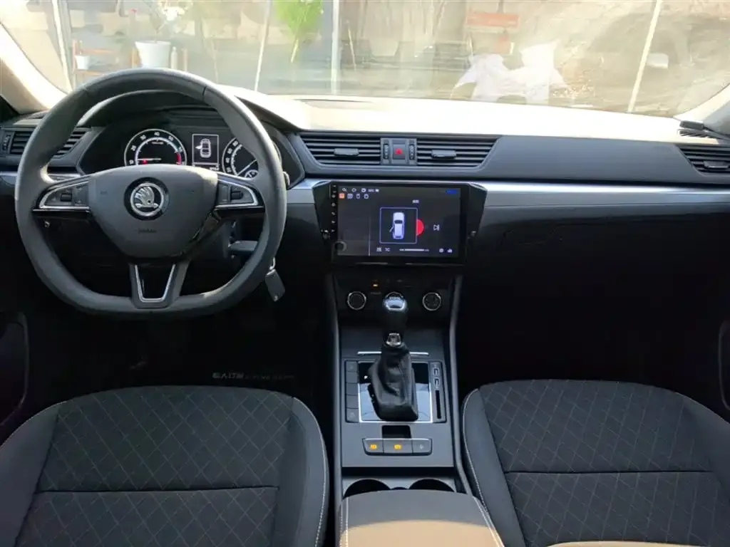 Skoda Superb 2021 из CN, фото 7