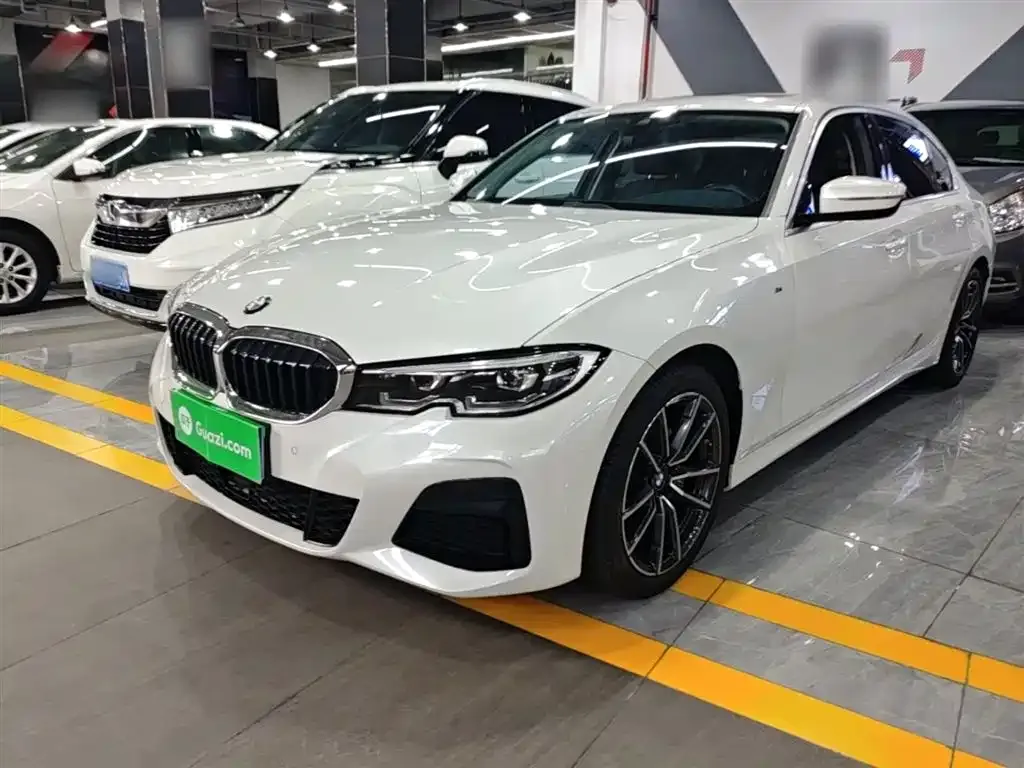 BMW 3 Series — фото 1