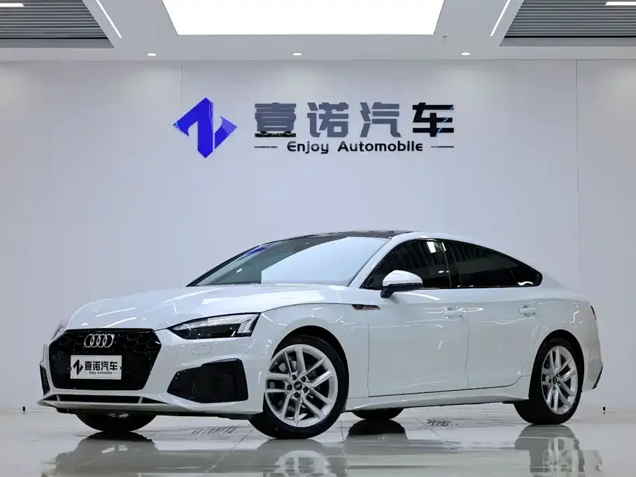 Audi A5 (Import) 2022 из CN, фото 1