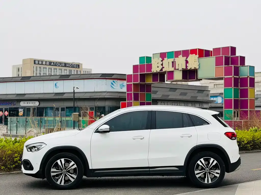 Mercedes-Benz GLA — фото 4