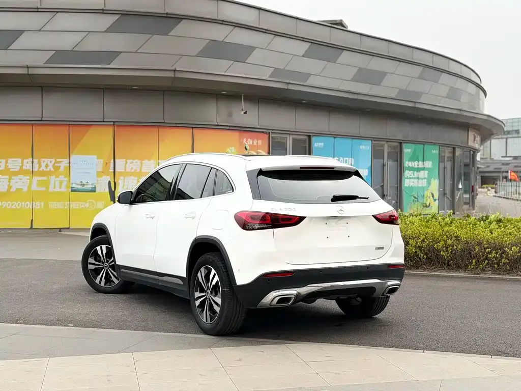 Mercedes-Benz GLA — фото 3